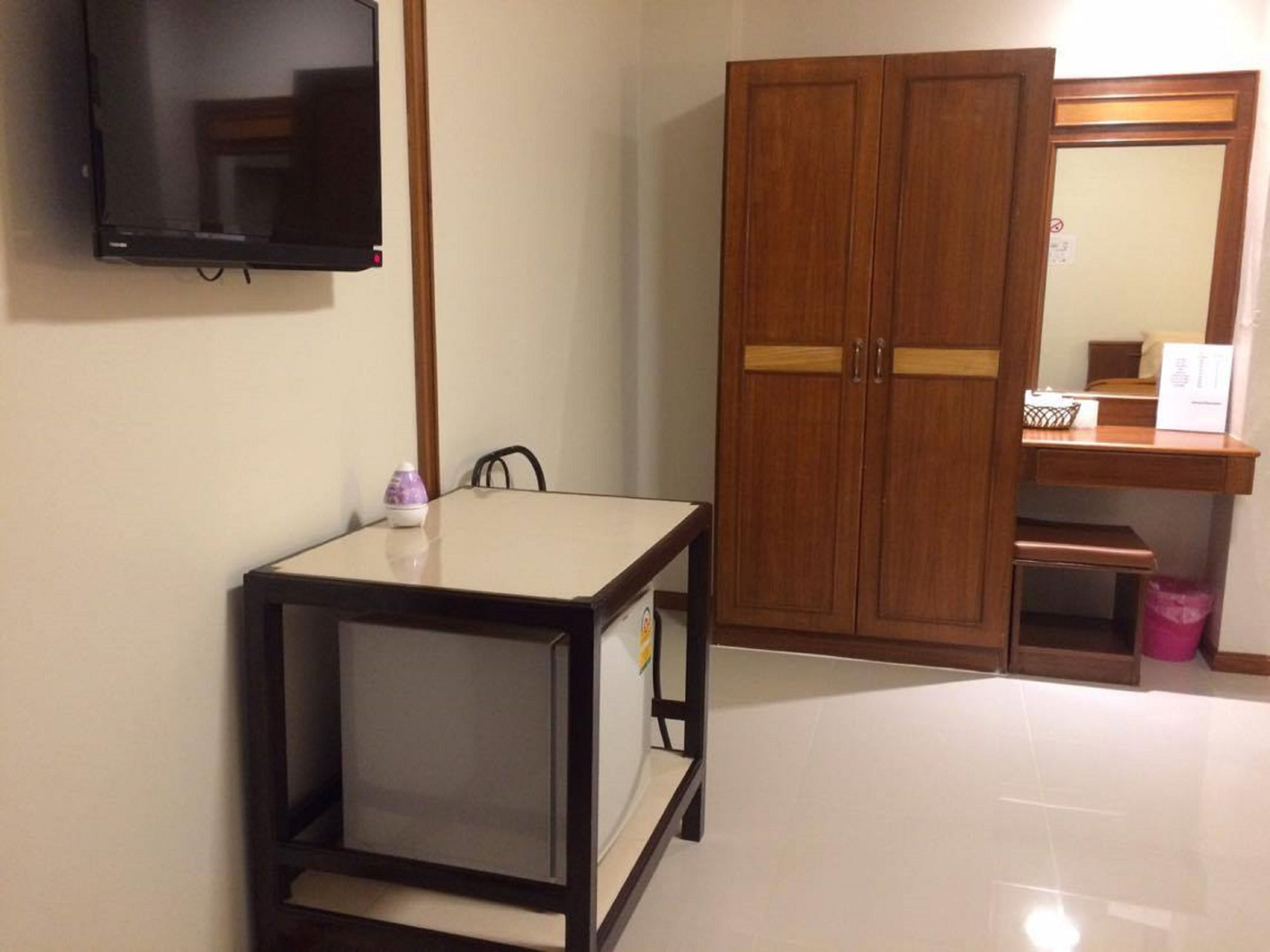 ราชาดาเพลส Hotel Krabi ภายนอก รูปภาพ